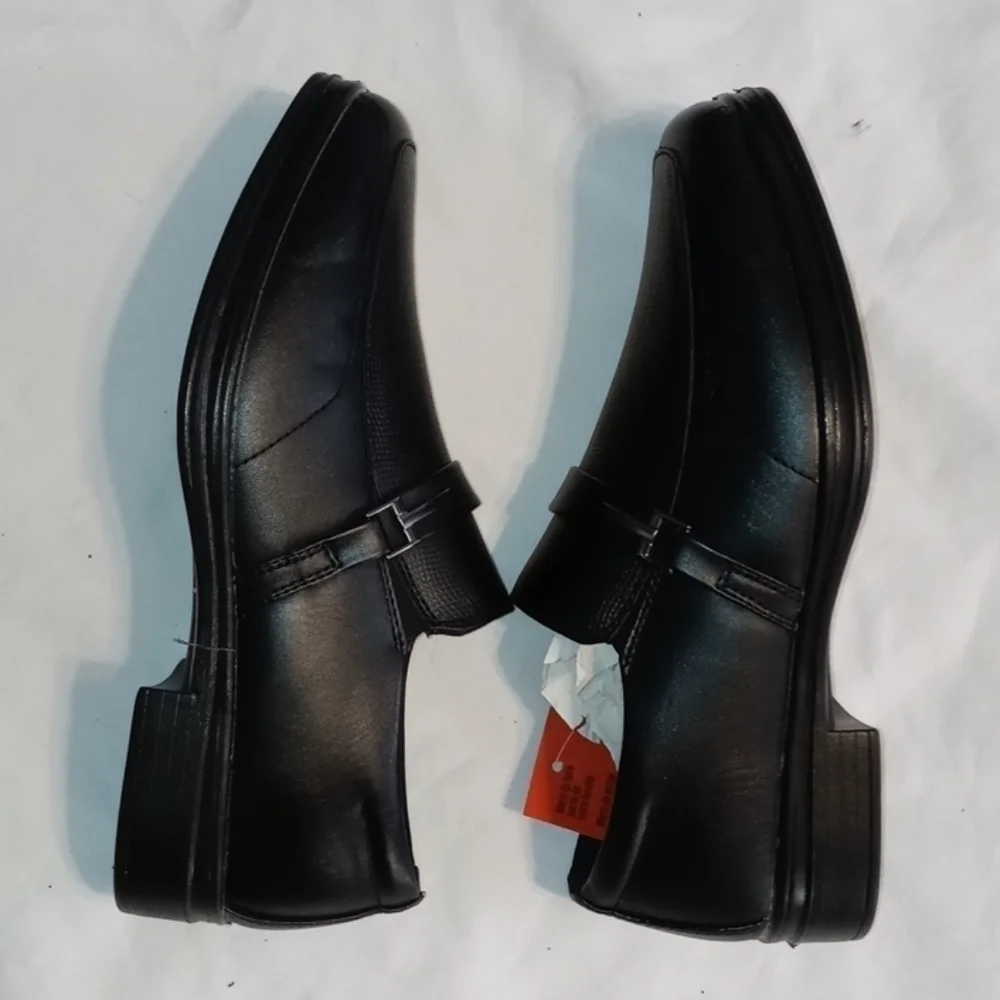 NWT Deer Stags size 6 M shoes